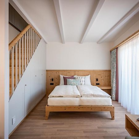 Weingut Schmid Oberrautner Apartment Suites بولزانو المظهر الخارجي الصورة