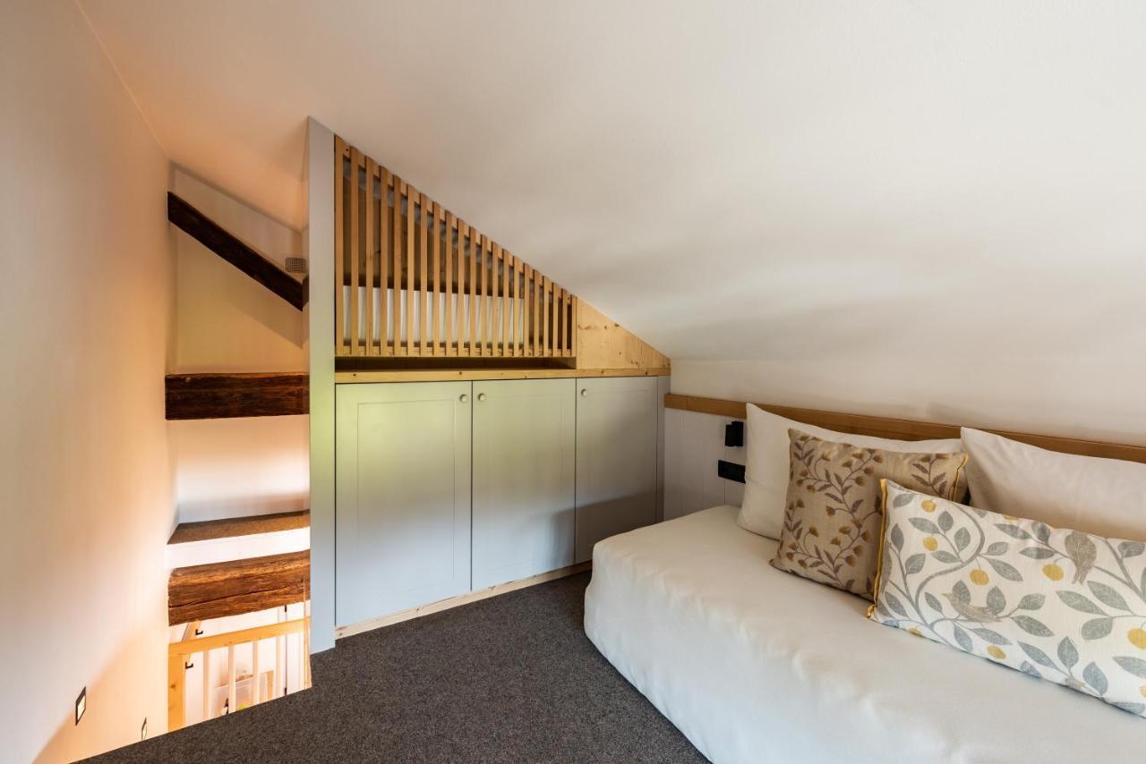 Weingut Schmid Oberrautner Apartment Suites بولزانو المظهر الخارجي الصورة