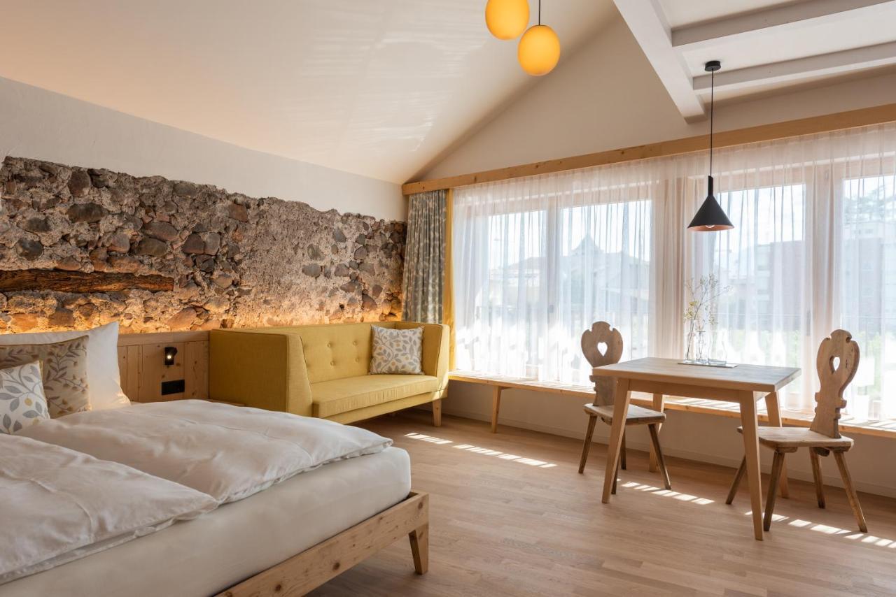 Weingut Schmid Oberrautner Apartment Suites بولزانو المظهر الخارجي الصورة